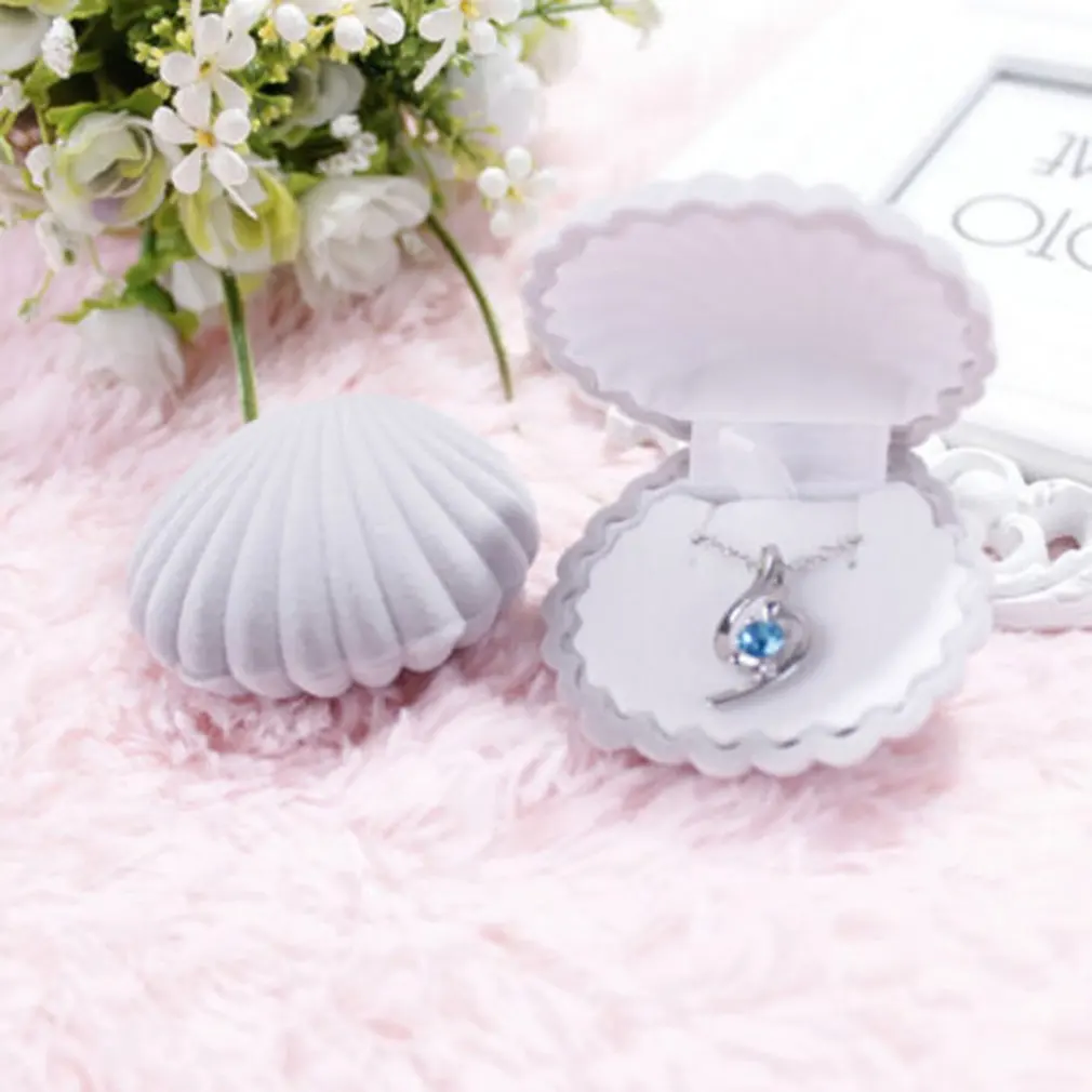 1PC Mini Shell Shape Lovely Velvet Wedding Engagement Ring Box For Earrings Necklace Bracelet Jewelry Display Gift Box Holder