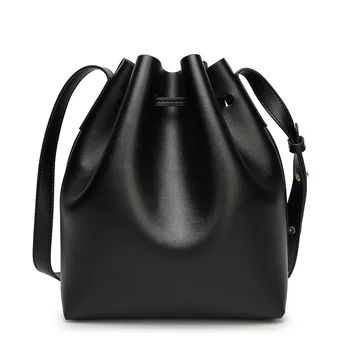 

2020 New rope butterfly knot bag Bag leather European and American fashion bucket bag mini single shoulder oblique span woman ba