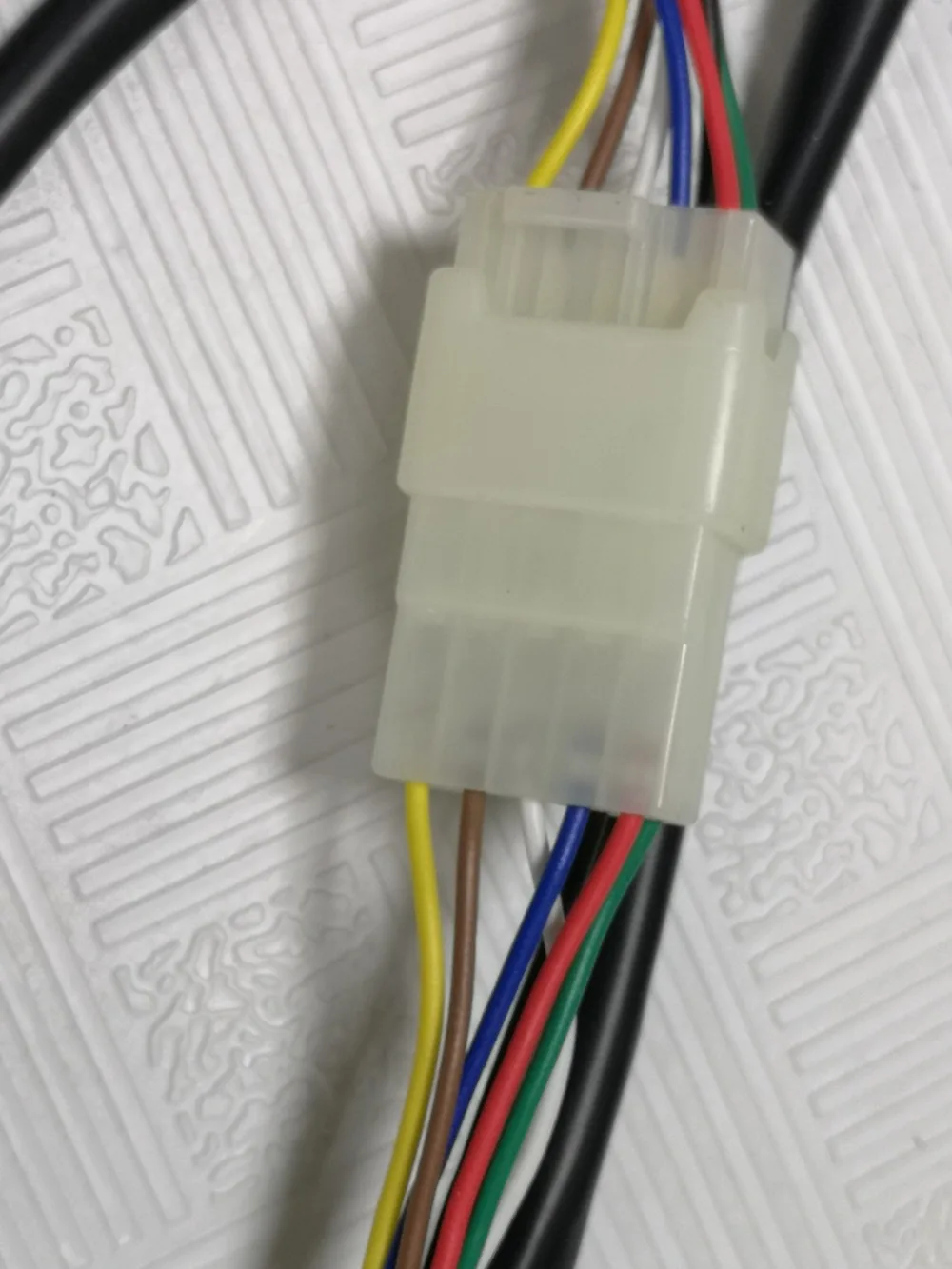 C SWITCH  (4)