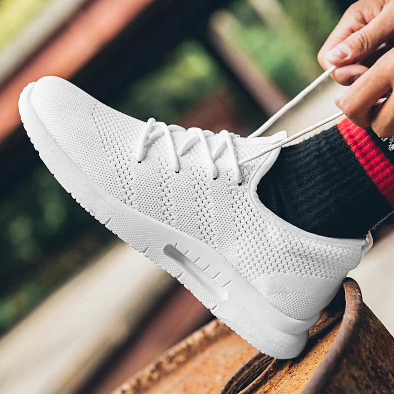 

2020 Autumn New Men Casual Shoes Lace up Men Shoes Lightweight Comfortable BreathableWalking Sneakers Fashion Tren