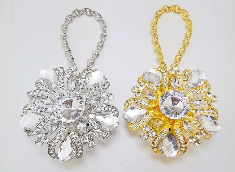 12483651136_2140217869