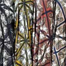 Этнический стиль кешью орех большой цветочный принт непромокаемая имитация шелковой ткани cheongsam юбка брюки шарфы маленькая квадратная ткань