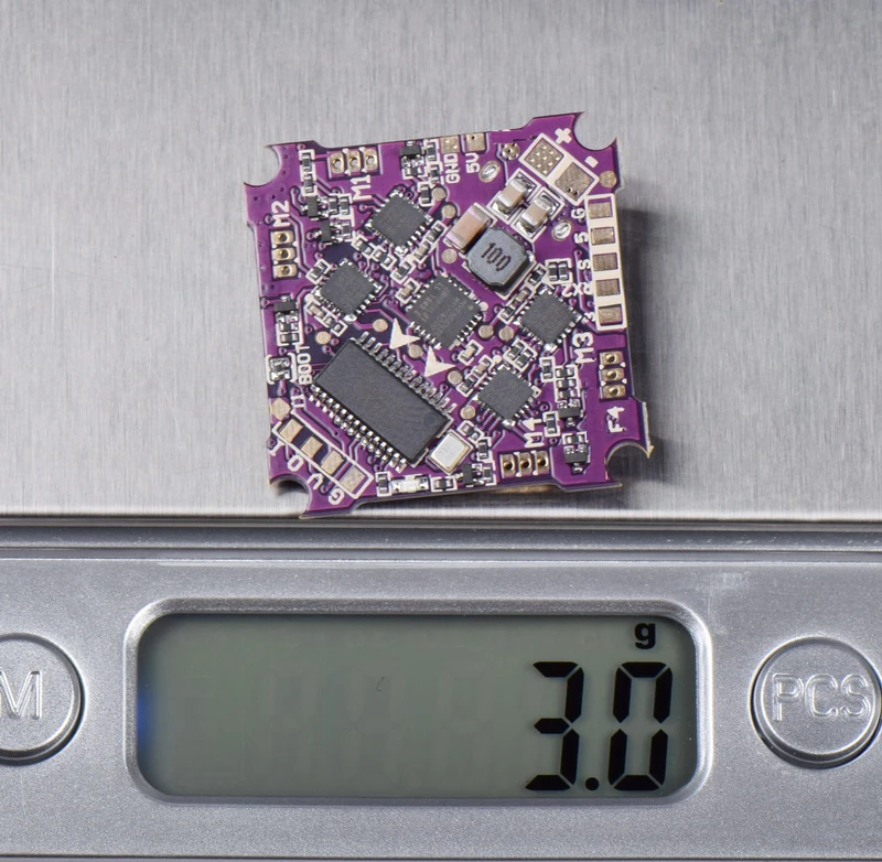 Controlador de vuelo JHEMCU Play F4 WHOOP integrado con OSD y ESC 5A 1-2S incorporado Controlador de vuelo JHEMCU Play F4 WHOOP integrado con OSD y ESC 5A 1-2S incorporado