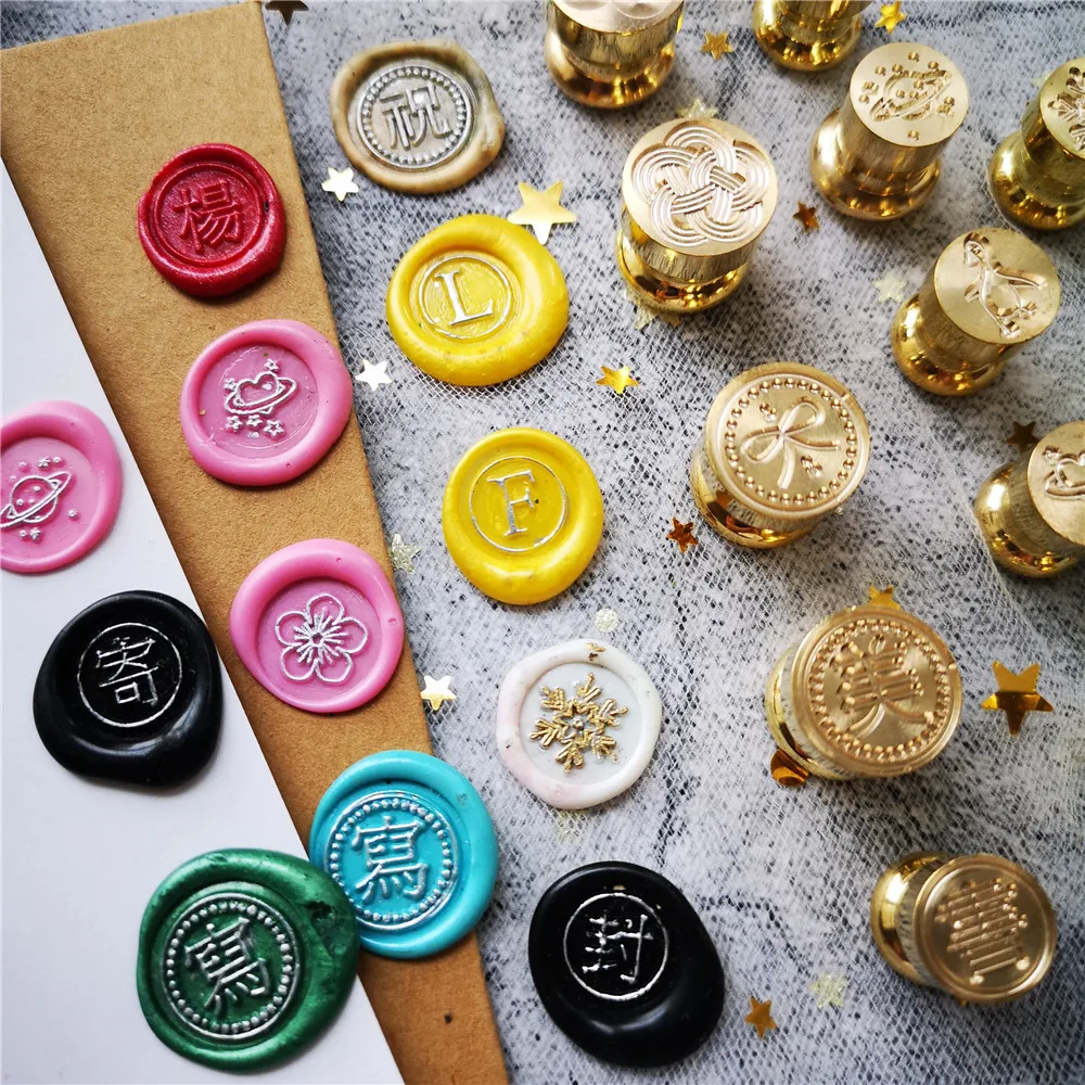 Mini Timbro Di Cera 12Mm 1.2Cm Di Diametro Testa In Ottone Logo Fresco Cherry Blossom/Pearl Milk Tea/Plante/Fragola/Nodo Sigillo Di Torta Timbro