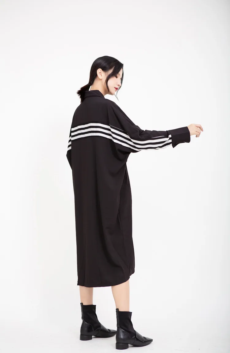 [EAM] женское черное Полосатое платье-рубашка большого размера с разрезом сзади, новинка, с отворотом, с длинным рукавом, свободный крой, модная одежда, весна-осень, 1B899
