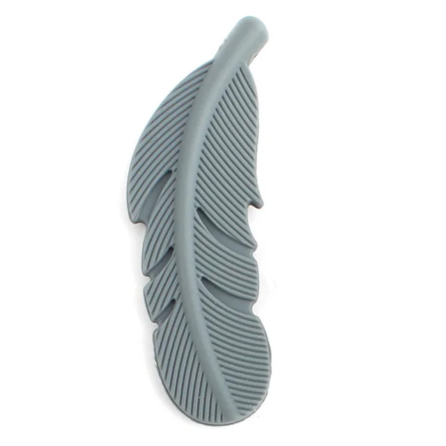 1PC/4PCS Feather Silicone Beads Baby Teethers BPA Free Chewable Necklace Pendant Food Grade Baby Teething Beads Shower Gifts - Color: Dark Grey - 1PC