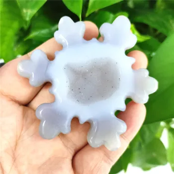 

Hand Carved Exquisite Natural Agate Geode Crystal Snowflake ZJP