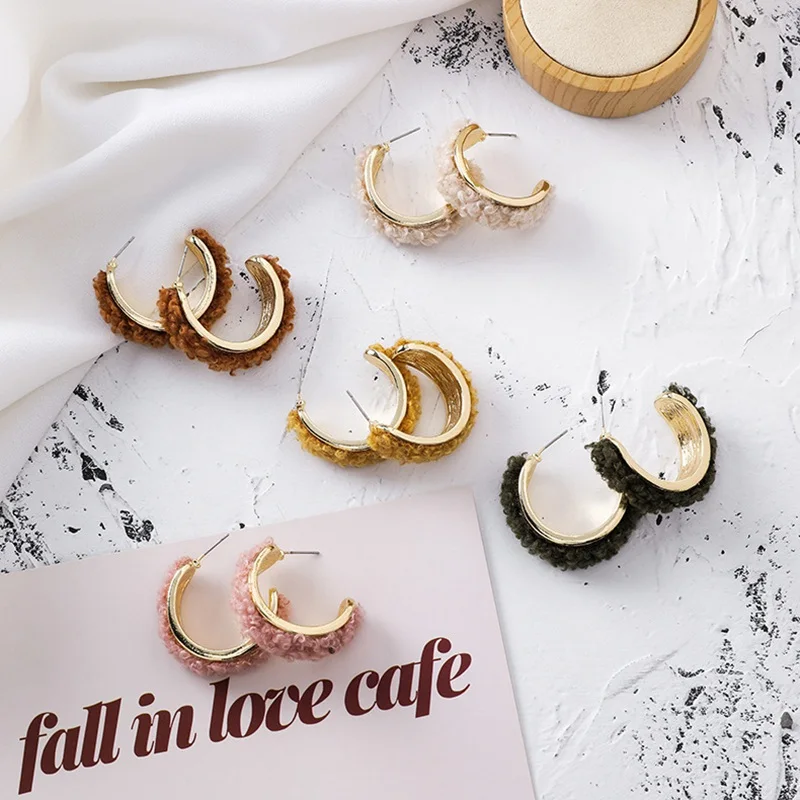 

MENGJIQIAO New Japan Korean New Winter Wool Sweet Hoop Earrings For Women Trendy C Shaped Yarn Circle Boucle D'oreille Jewelry