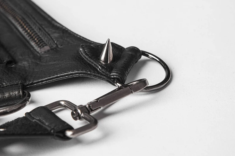 8833896571_456052999