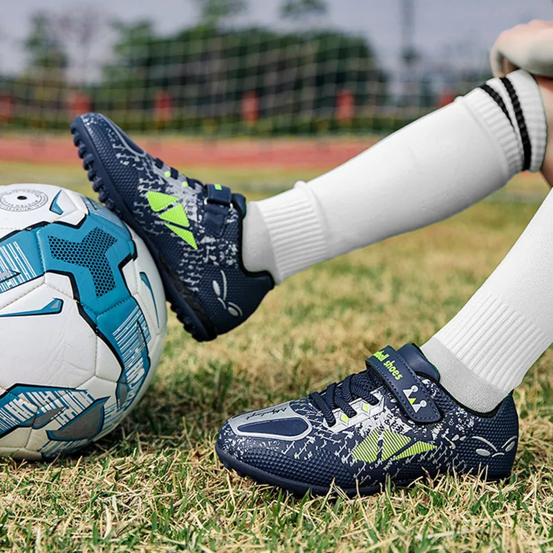 Children Football Shoes Soccer Boots Kids Boy Girl Sneakers New Leather High Top Soccer Cleats Training Outdoor Hook & Loop football shoes