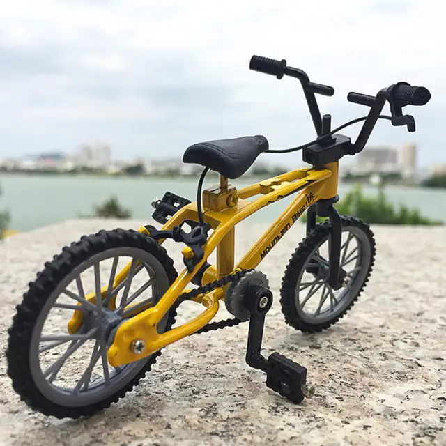 Mini Alloy Bicycle Model Diecast Metal Finger Mountain Bike Racing Toy Office Stress Relief Fidgets Toys For Children And Adults 1