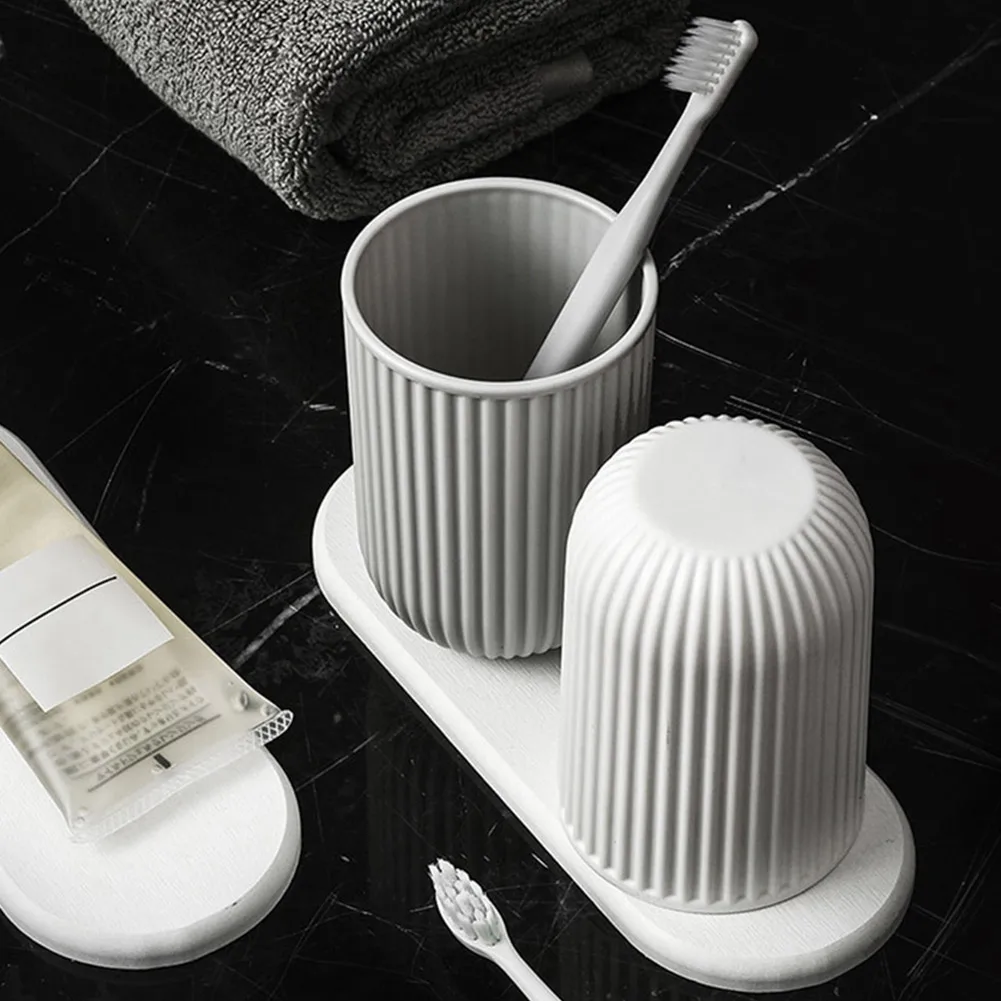 

2Pcs PP Brushing Cup Set Mouth Toothbrush Couple Cup Kit with Diatom Mud LBShipping