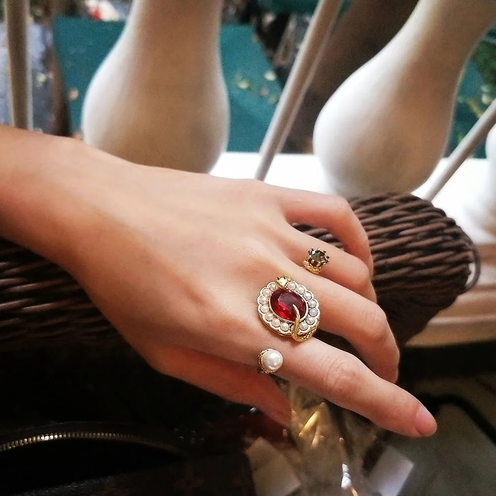 

2019Hot brand luxury gold snake ring set pearl high-quality copper ring retro design fashion personality prom women's snake ring
