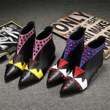 

Women Boots Rivet Pointed Toe Square Heels Graffiti Colors Design Boots Short Botas Rubber Autumn Winter Ankle Botas Soft Shoes