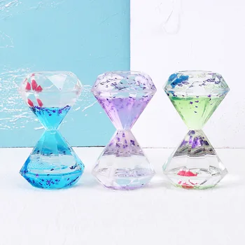 

Creative Diamond Oil Drop Hourglass Star Cartoon Small Animal Color Water Leak Home Office Bedroom Decoration Children's DayGift