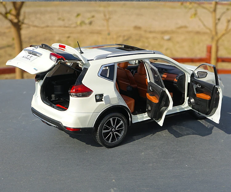 1:18 весы NISSAN X-TRAIL SUV литая модель автомобиля Реплика Коллекция с маленьким подарком