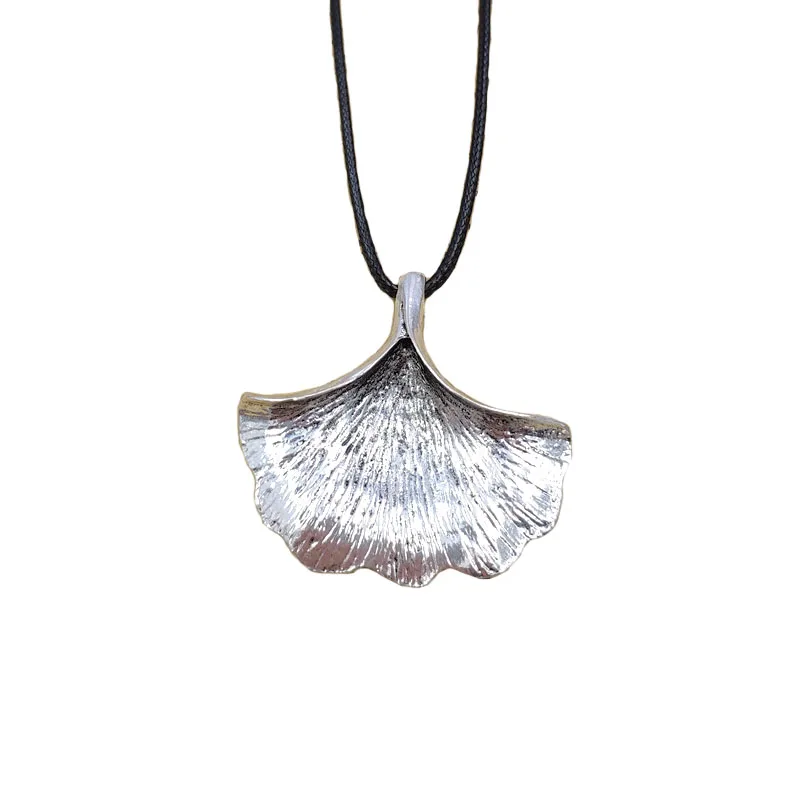

Ginkgo Leaf Pendant Retro Long Necklace Plant Literary National Style Concise Adjustable Waxed Rope Women Men Gift AH015-016