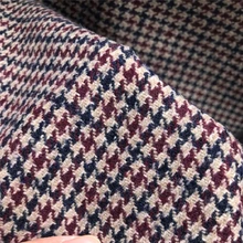 80% шерстяная твидовая ткань черного и винного и бежевого цвета три цвета плетеная гусиная лапка 5" Ширина по метру