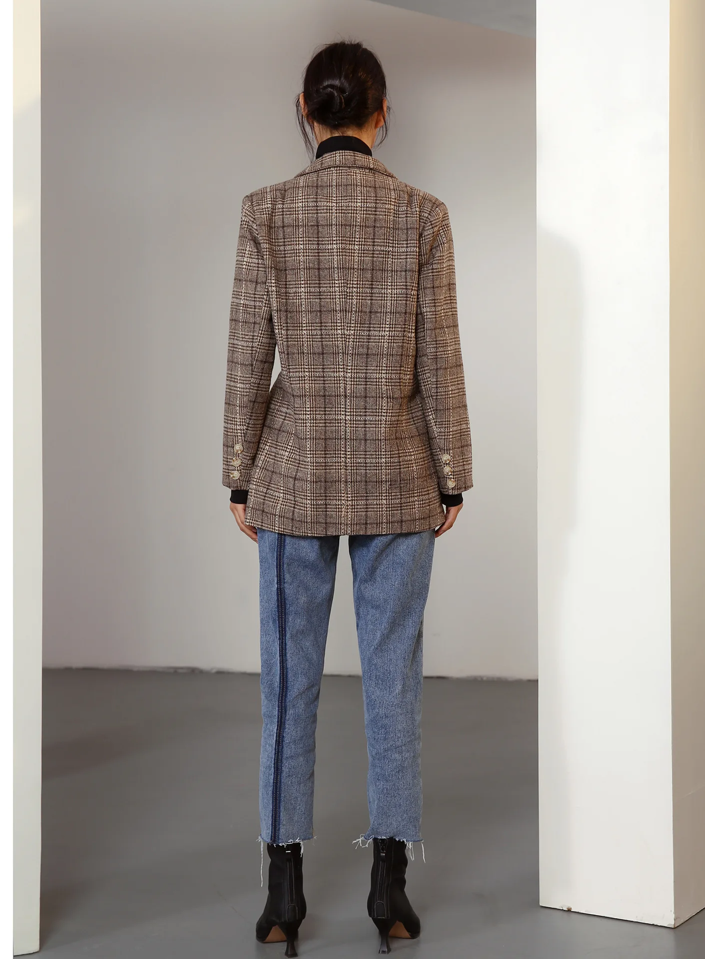 New retro Plaid single-row buckle-and-tie mini-suit jacket for autumn wear in