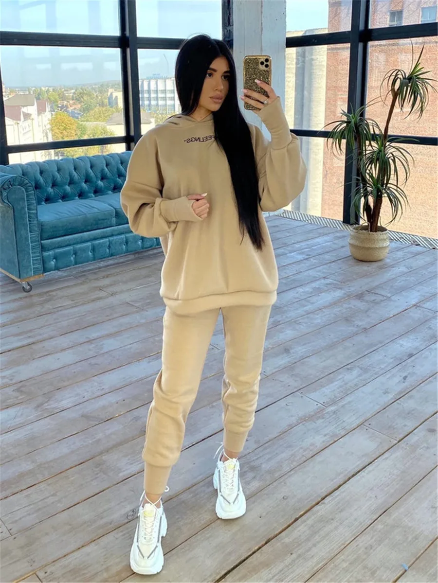 

Осенний спортивный костюм для женщин, комплект из 2 предметов, толстовка с принтом + штаны, спортивная одежда, женский спортивный костюм, брендовый комплект с толстовкой с капюшоном, женская одежда