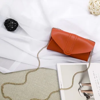 

2020 summer and autumn new Korean version of the cover chain long wide tongue small bag slung shoulder ladies purse