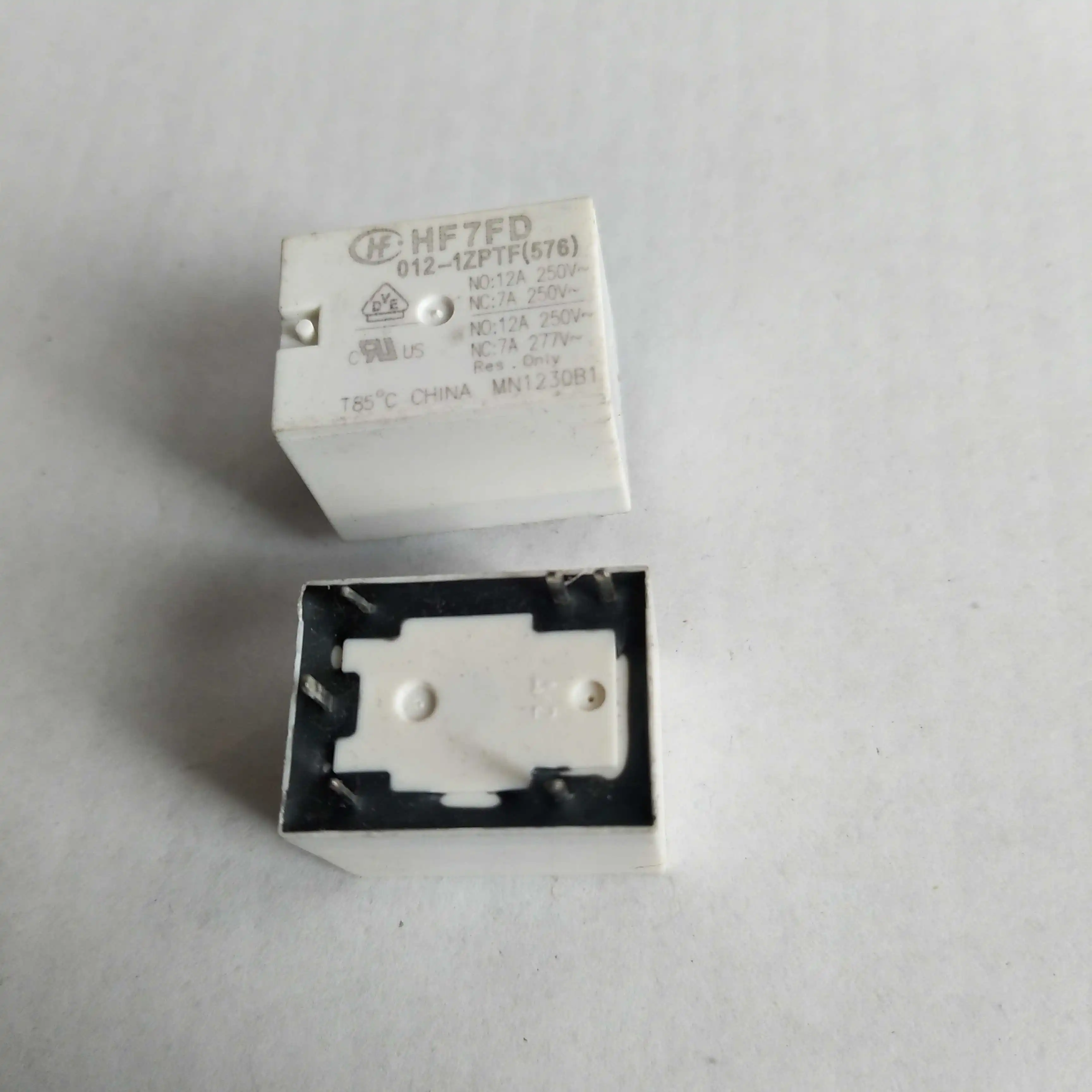 Relé Originais Hf7fd 0121zptf Hf7fd 012 1zptf Hf7fd012-1zptf576 12a 6pin um Conjunto de Transformações Peças Lote 100 Novo
