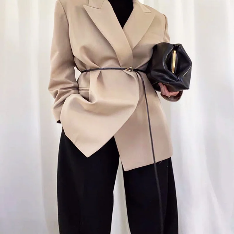 2020 Nuova Fibbia Ad Ardiglione In Pelle Alla Moda Femminile Sottile Cintura Fibbia A Triangolo Semplici Cinture Da Donna In Pelle Bovina Retro Wild L