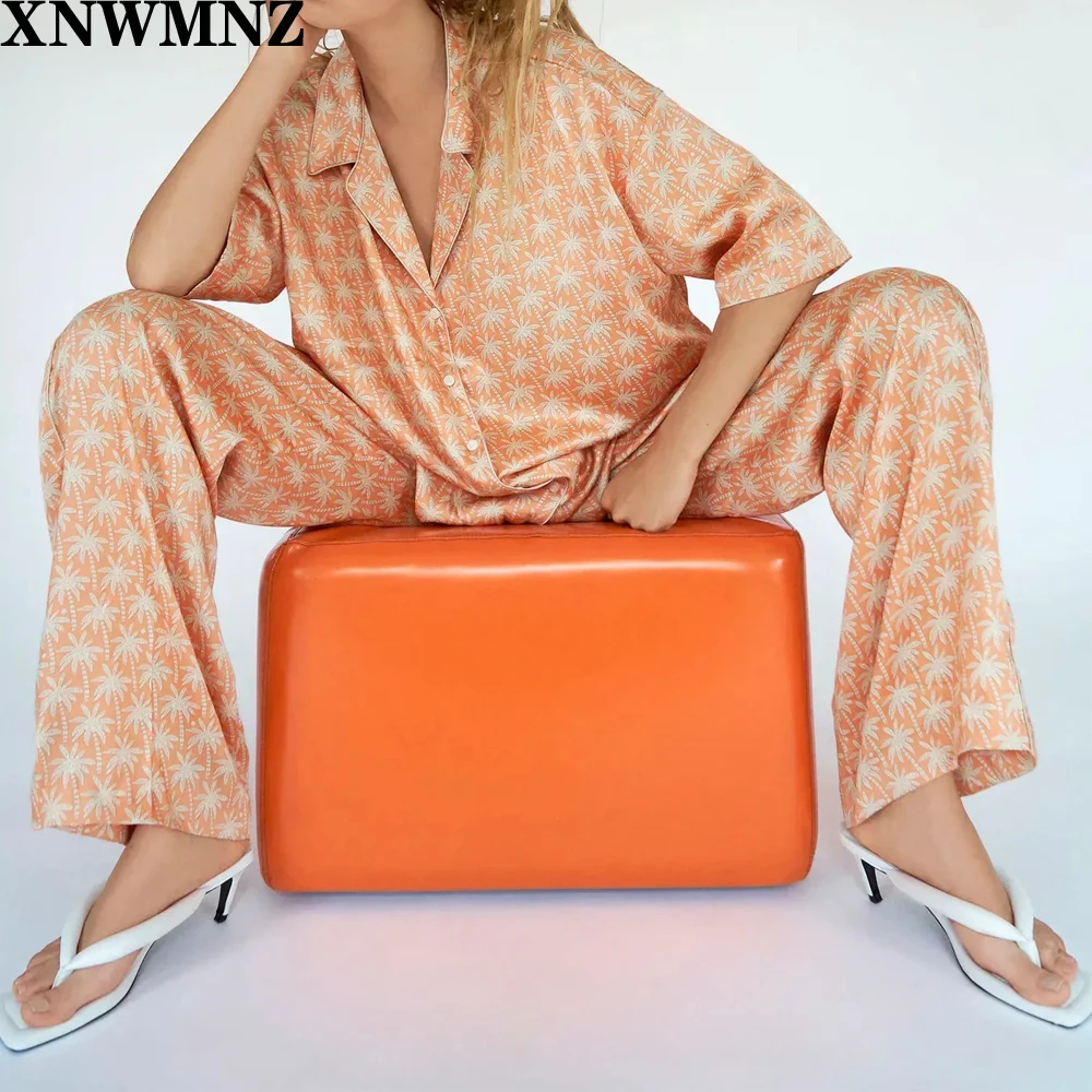 

NEW za Printed pyjama-style shirt/trousers Tangerine High-waist trousers with elastic trim at the back
