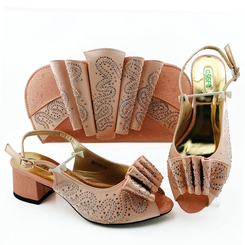 

Free shipping lovely peach low heel sandal shoes with matching evening clutches bag with many stones SB8423-4