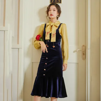 

LANMREM 2020 New Spring Bow Collar Lantern Sleeve Shirt And Solid Color Sling Fishtail Dress Women Korea Slim Dress Tide PD501