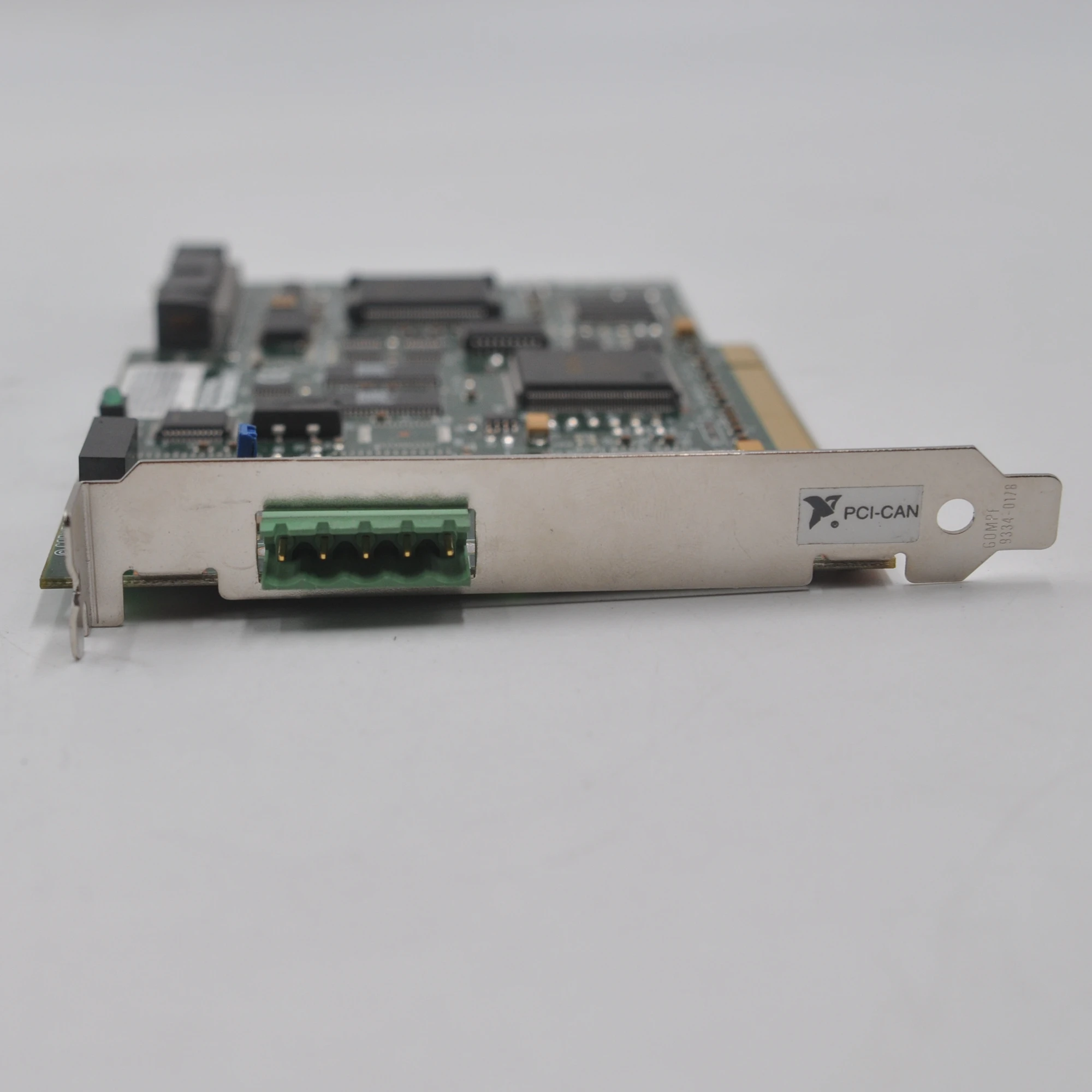 

American NI PCI-CAN 2-port high-speed acquisition card
