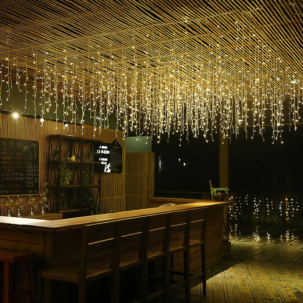 

3*0.7M 96 Lights Christmas Decoration Icicle Light String Series Curtain Light Waterfall Decoration Light