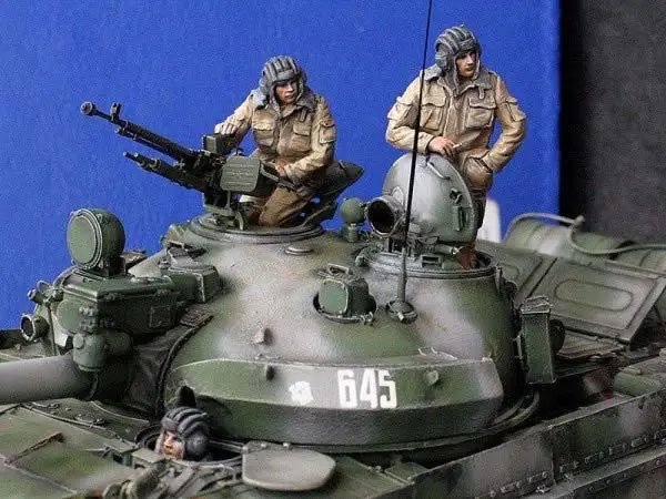 Новинка 1/35 современный Русский Современный коллектор включает в себя 3 (без