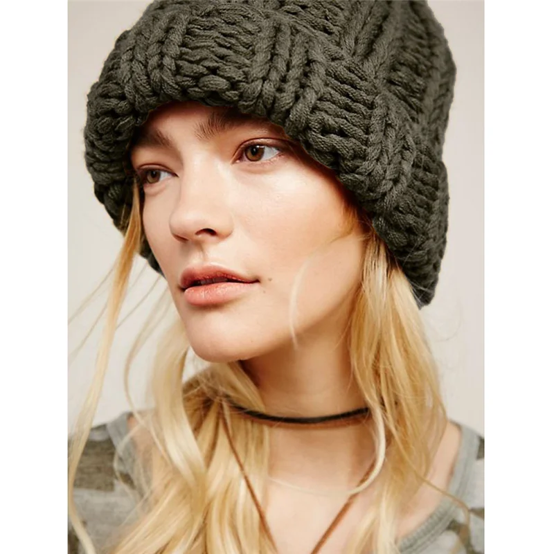 Causal Winter Knitted Hats For Women Fashion Keep Warm Manual Wool Knitted Earmuffs Soft Hats Girls Caps High Quality Female O21