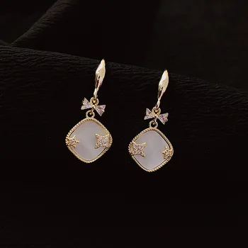 

Micro Inlaid Zircon Bow Earrings Elegant Versitile Fashion Stars Shell Ear Stud