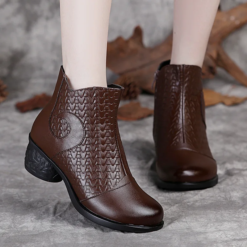 Женская обувь из натуральной кожи в винтажном стиле; сезон осень-зима; женские ботильоны на высоком каблуке на молнии; Ботинки martin