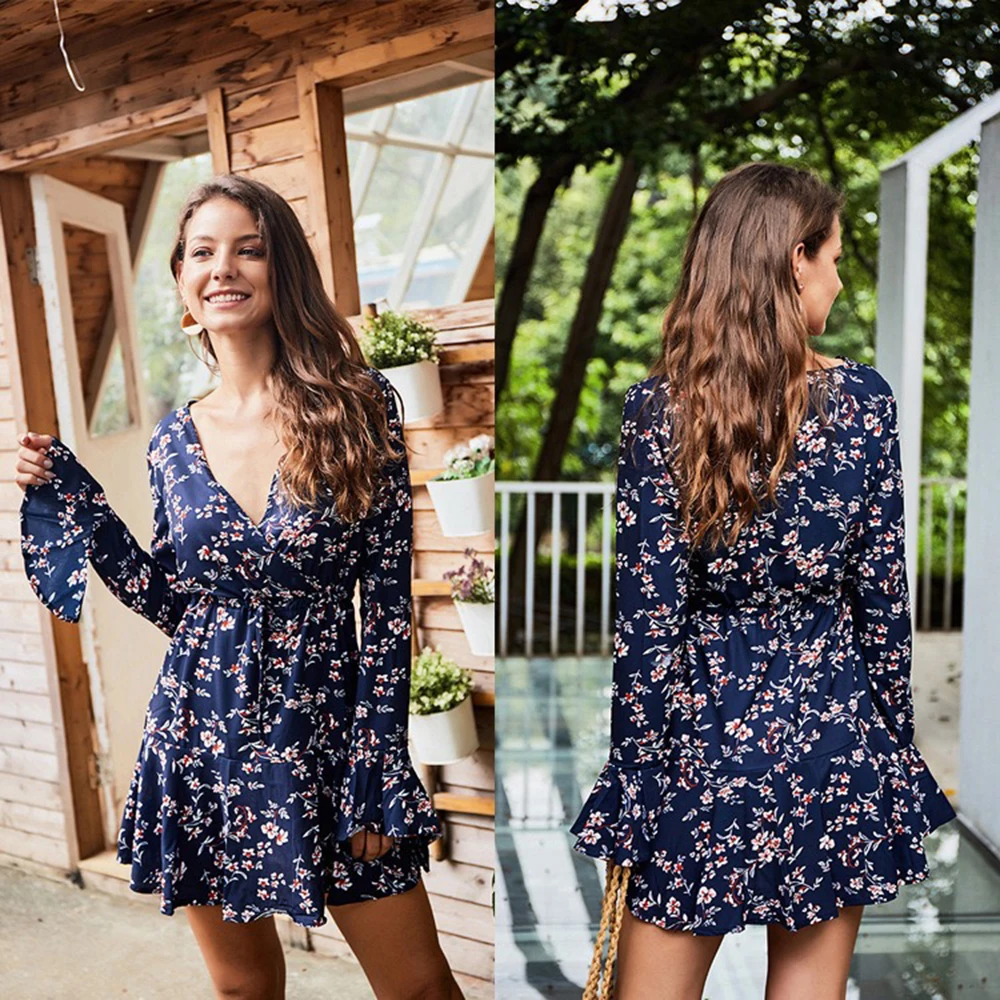 

CINESSD V-neck small sexy floral trumpet sleeve long-sleeved dress 2020 spring and summer new