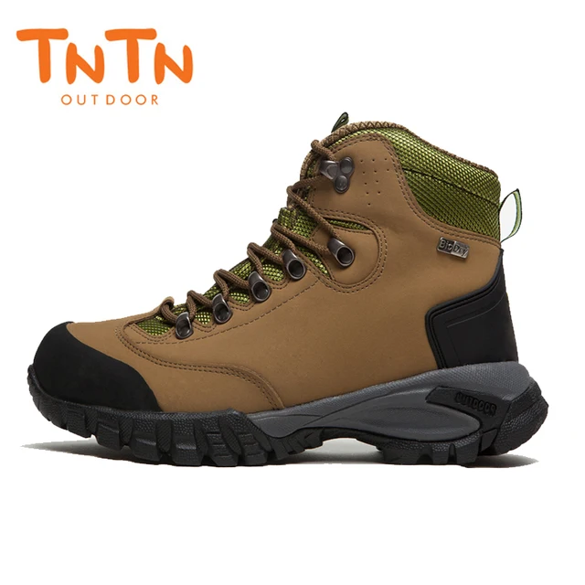 breathable hiking boots