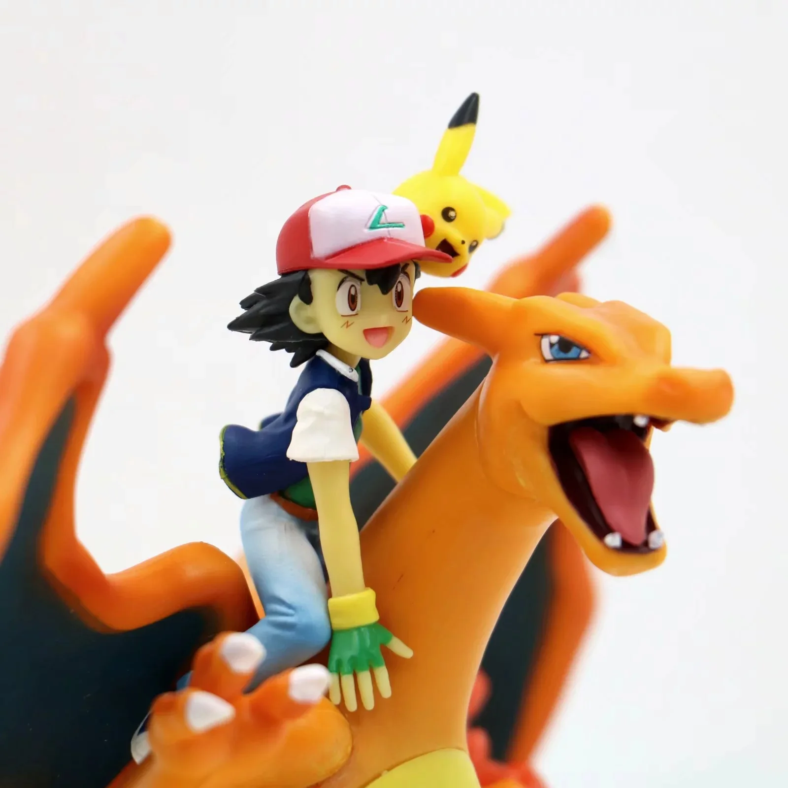 Takara Tomy Pokemon Ash Charizard и Pikachu куклы игрушки лизардон Фигурки игрушки подарок для детей Рождество