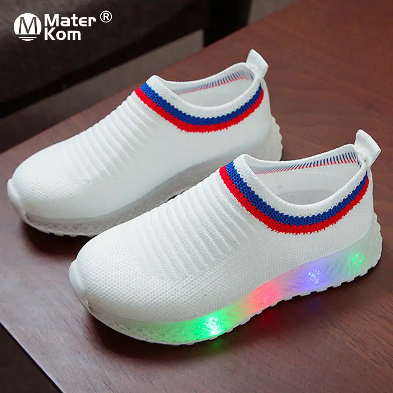 サイズ21 30子供耐摩耗性グローイングスニーカー女の子ledライトアップシューズ靴男の子ノンスリップカジュアル靴ベビー発光スニーカー スニーカー Aliexpress