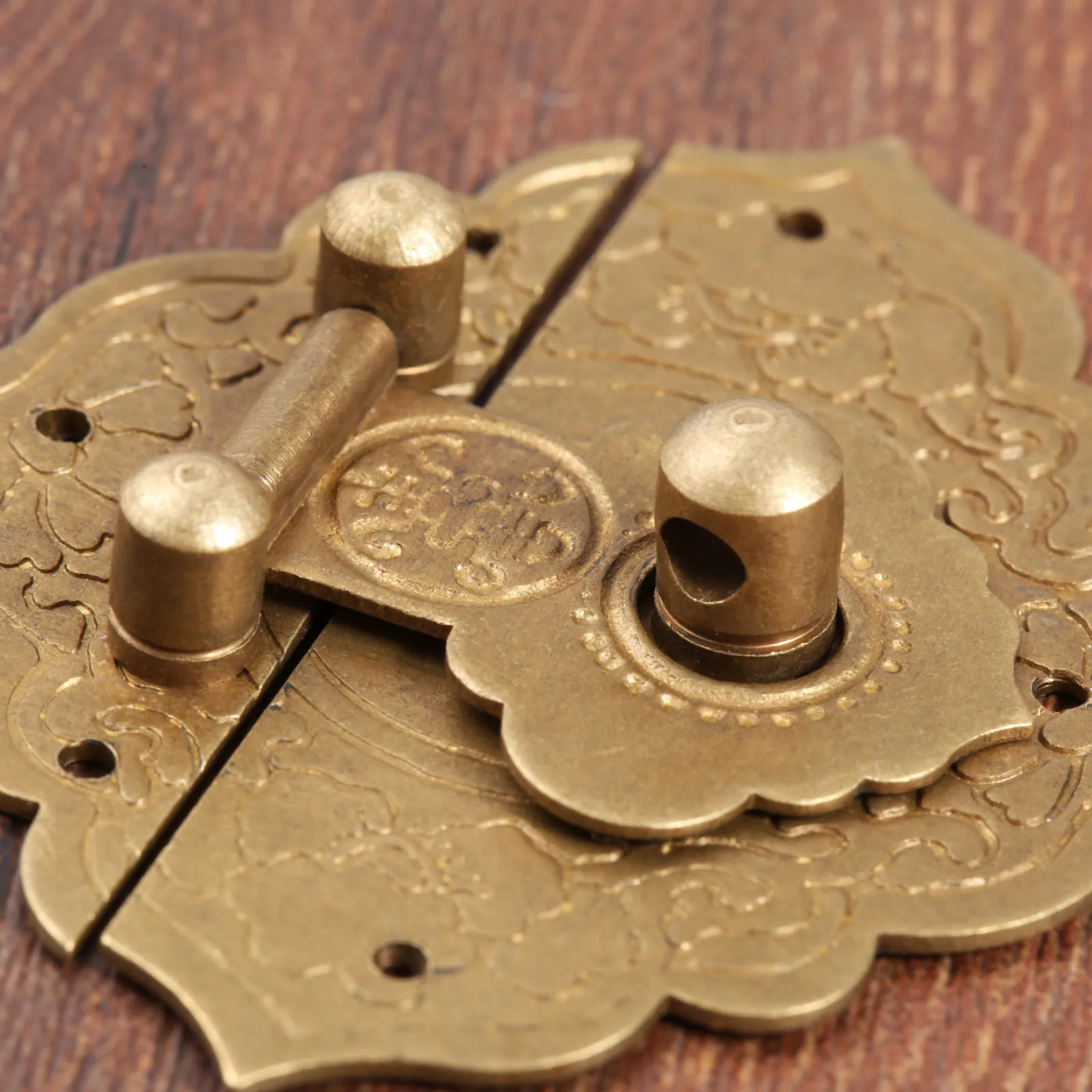 1Pc Antique Brass Box Hasp Latches Chinese Old Lock Catch for Jewelry Suitcase Buckle Clip Clasp Kitchen Cupboards 54*46mm