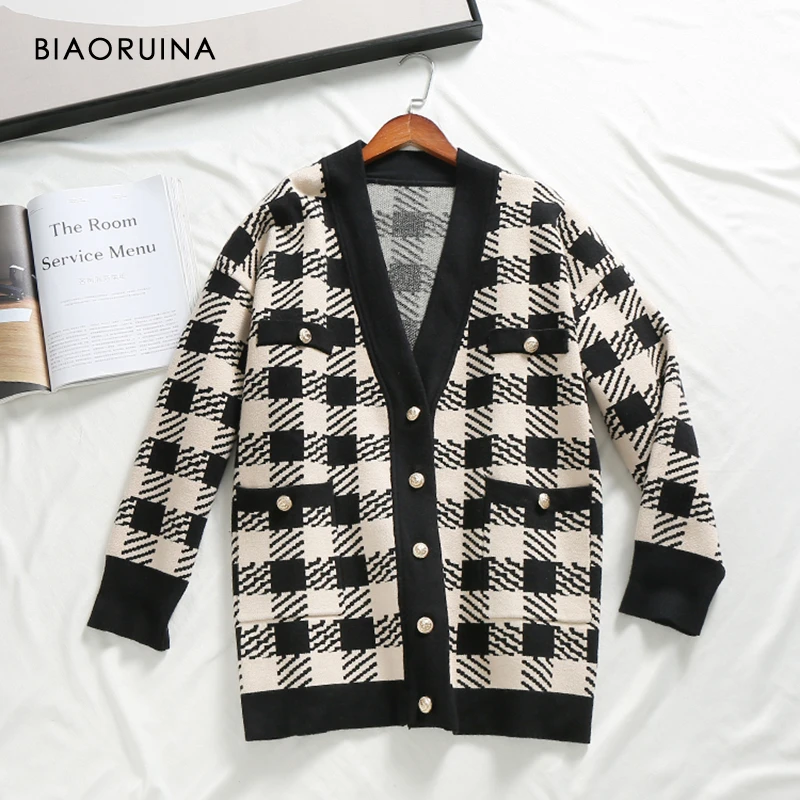 

BIAORUINA Women's Preppy Style Plaid Cardigans Ladies Vintage Loose V-neck Single Breasted Knit Coat Elegant Sweater 2019 Autumn