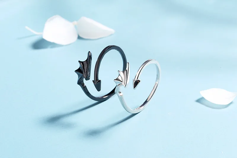 2019 New Angel Devil's Wing Shape Black Silvery Creative Simplicity Designer Ring Couple Lovers Open Rings for Women Men Jewelry |