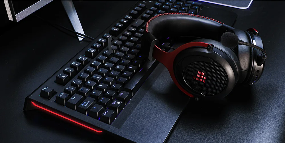 Tronsmart Shadow 2.4G Wireless Gaming Headset 12-Hour Play Time for PS5, PS4, PC, PS4 Pro, Mac, Switch, Xbox One (12)