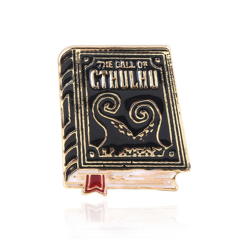

Howard Phillips Lovecraft Cthulhu Mythos brooch pin bagde Through The Gates of Silver Key Logo pendnat fashion