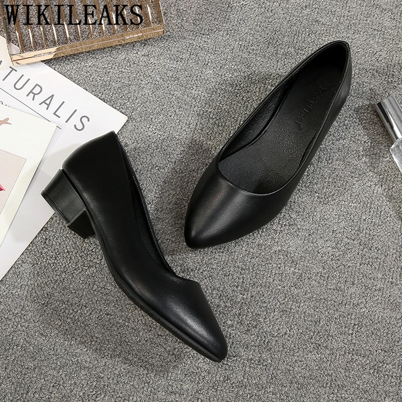 black low heel pumps