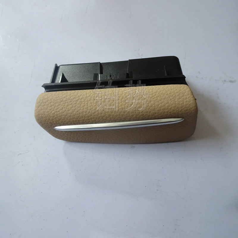 

Car ashtray assembly 2010-2016Por sch ePa nam era 3.6L 3.0T rear door trim ashtray rear door ash frame 970555461008ED