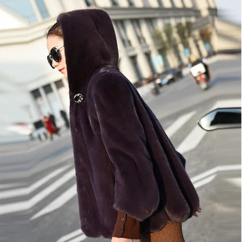 

2019 winter new whole mink fur coat women's short paragraph with hooded wave swing mink fur coat