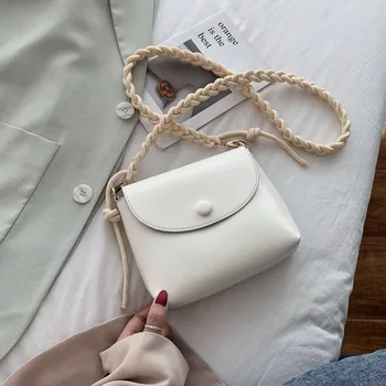 

Western shoulder strap shoulder messenger small square bag buckle child bag 2020 summer new bag female simple