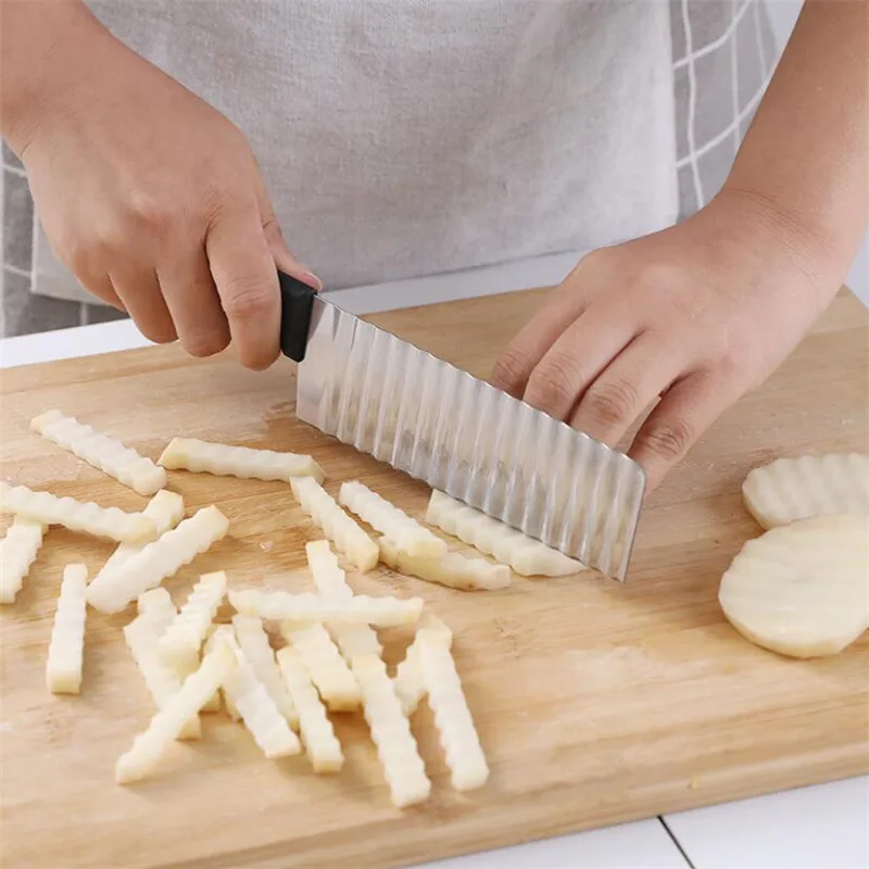 Potato Chip Slicer Vegetable Fruit Crinkle Wavy Slicer Knife Potato Cutter Chopper French Fry Maker Long Stainless Steel vegetable cutter